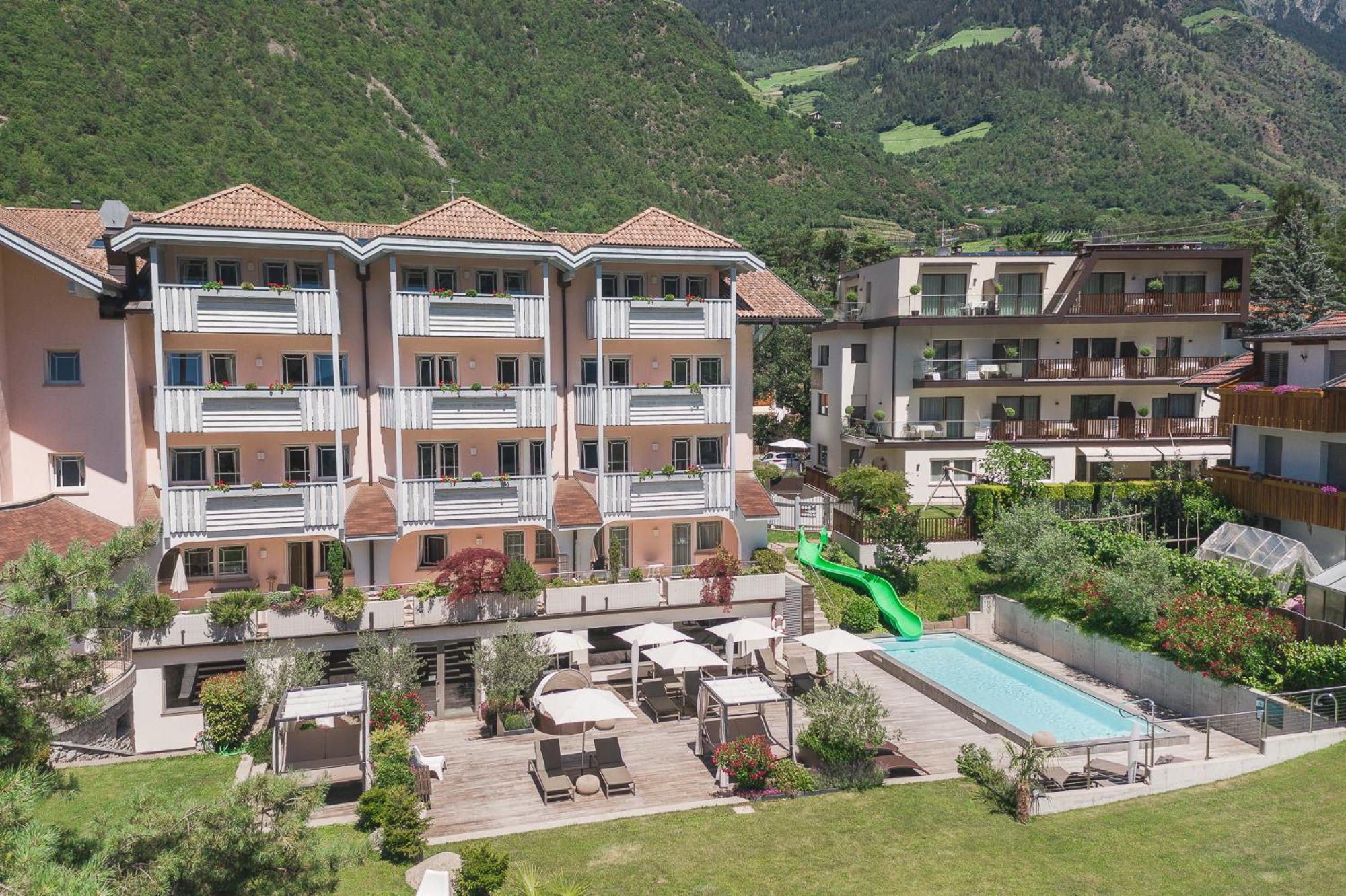 Heidi & Edith Family Aparthotel Rabla Exterior photo